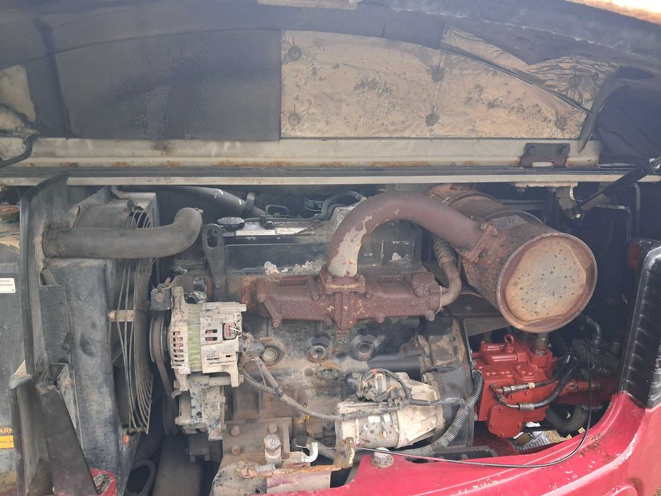 Vând excavator  Takeuchi  TB175