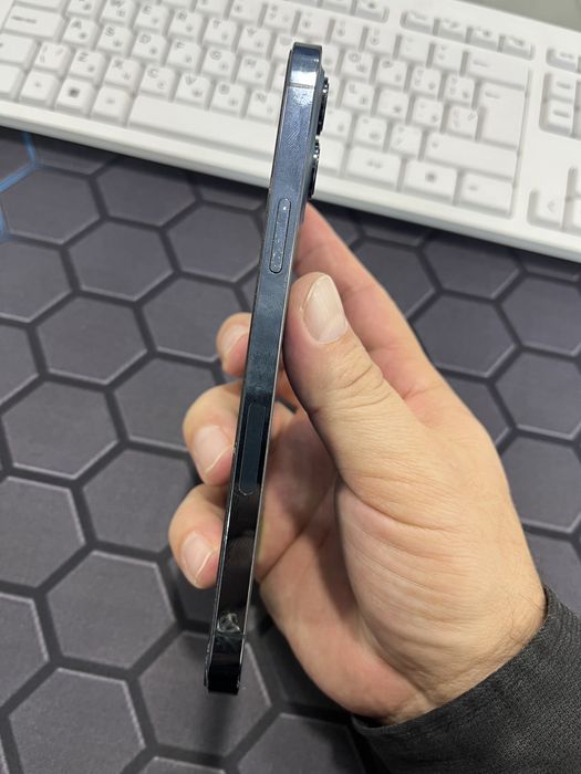 Iphone 12pro max 128 gb sotiladi