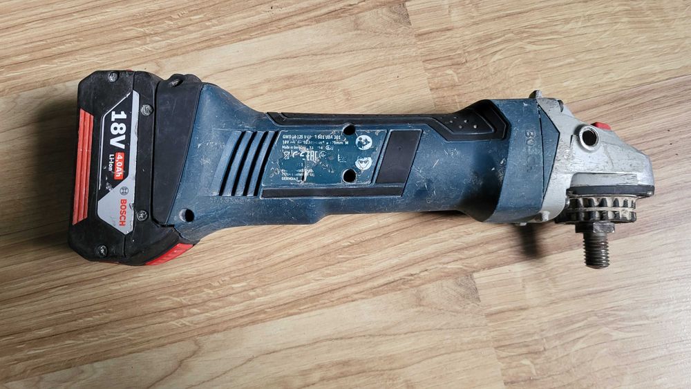 BOSCH GWS 18-125 V-LI Polizor unghiular Profesional + acumulator 4Ah