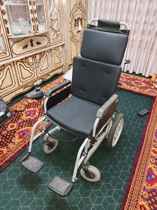 Электронная коляска для инвалидов