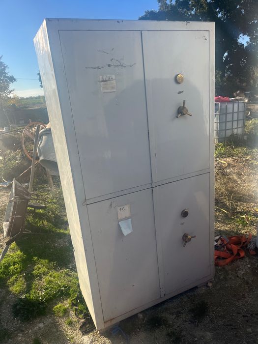 Каса/сейф  повече информация на телефона