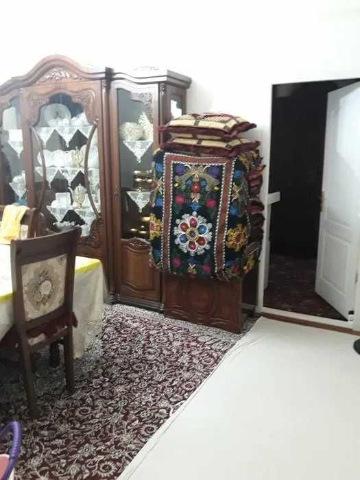 Коракамишда 5-хона сотилади галаба богида