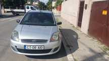 Vând Ford Fiesta 1.3 benzină proprietar