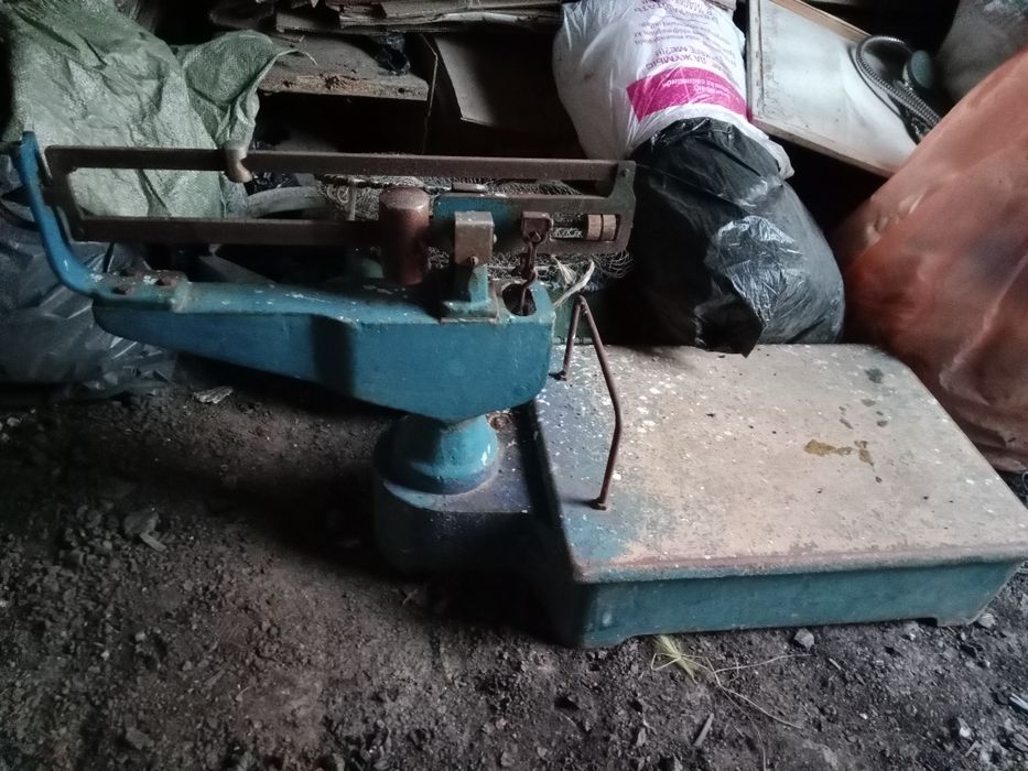 Продаю весы СССР рабочие