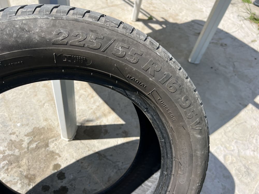 Vand cauciucuri in stare buna 225/55/16