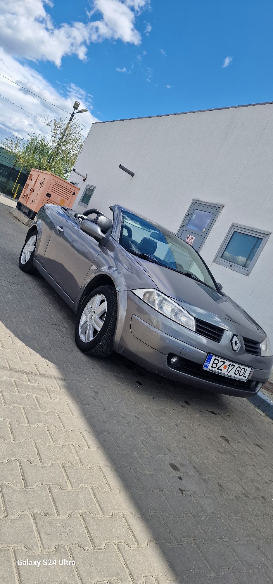 Renault Megane 2 Cabrio model Karmann