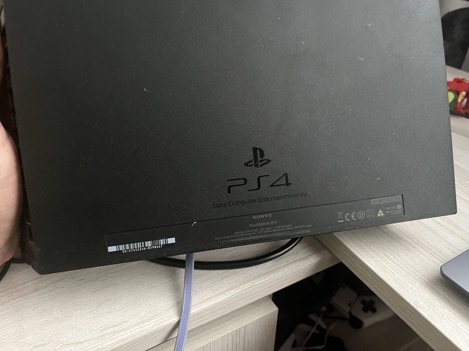 Плейстейшън 4 със 10 игри