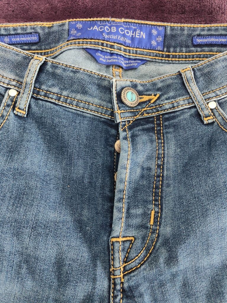 Blue jeans Jacob Cohen