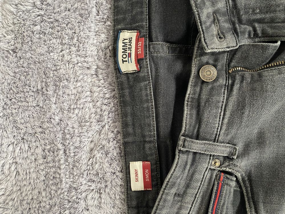 Blugi Tommy Hilfiger W33 L32 model Simon skinny