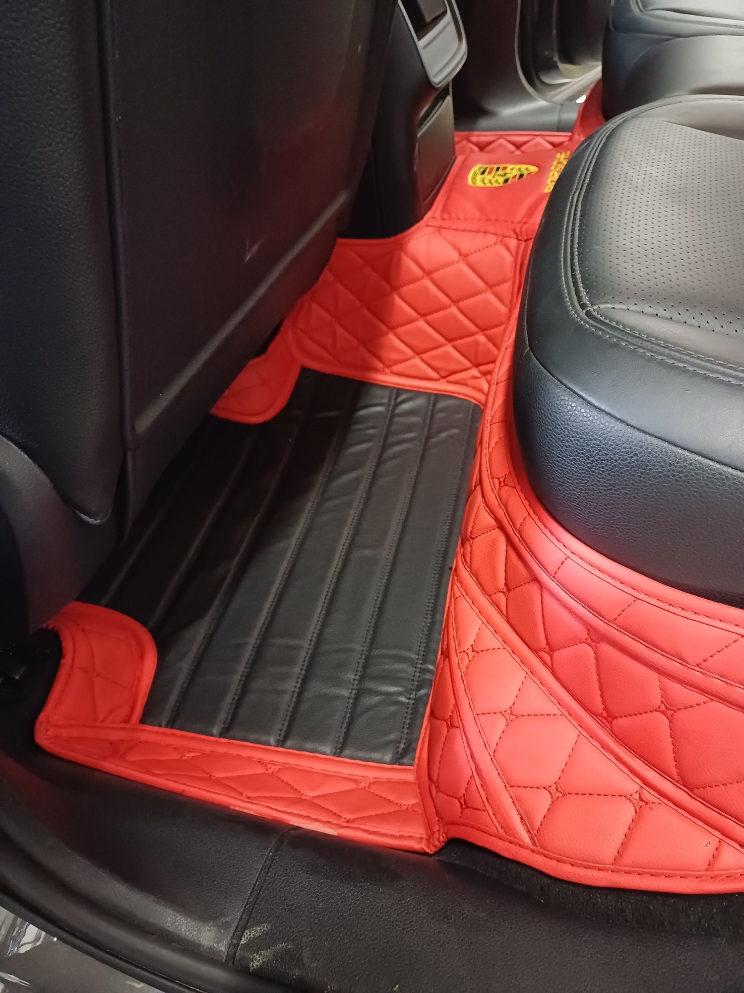 Стелки за Porsche Macan