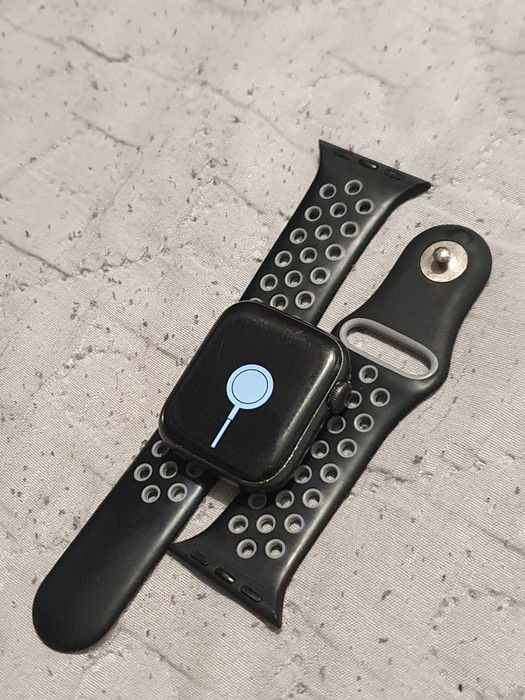 Apple Watch SE 40MM 32GB Space Gray