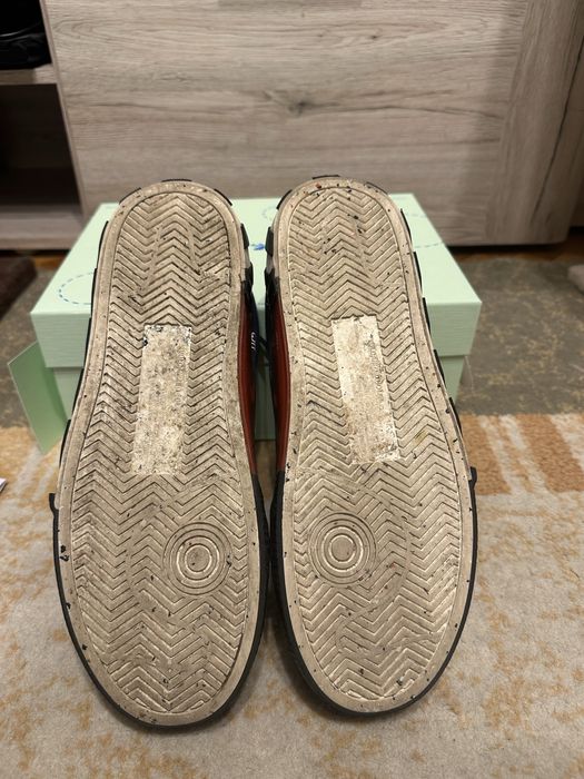 Off white Sneakers