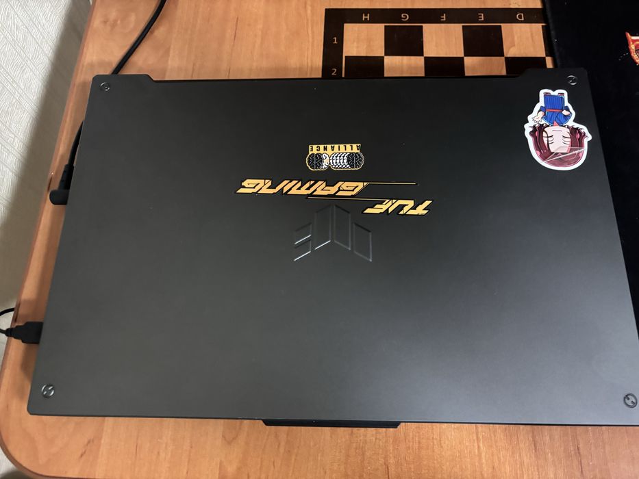 Продам ноутбук asus tuf gaming f17