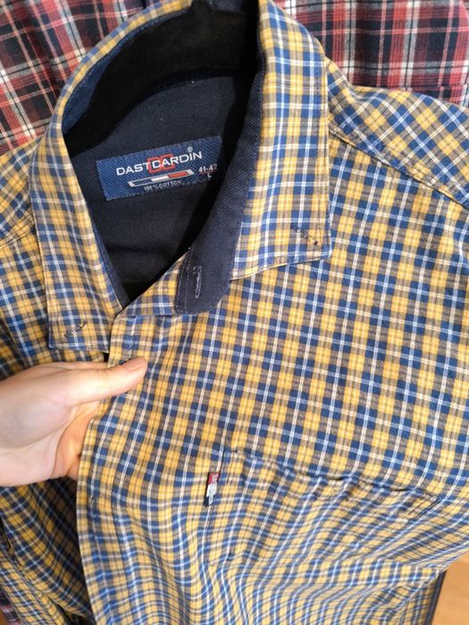 Patru cămași groase și călduroase XL se vând împreună