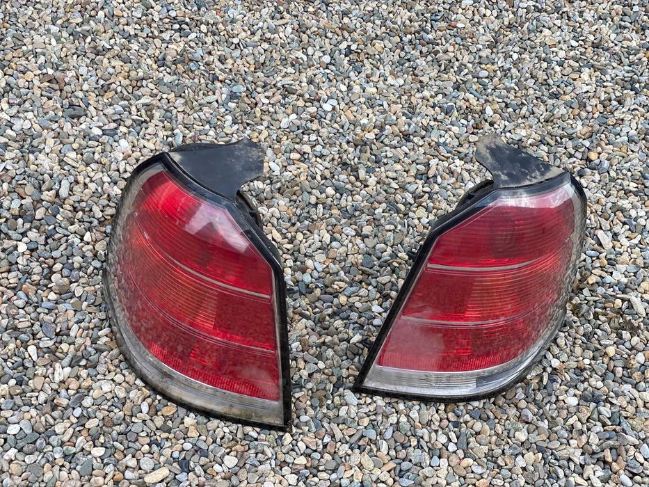 Stopuri Stanga- dreapta Opel zafira 2006 1.9