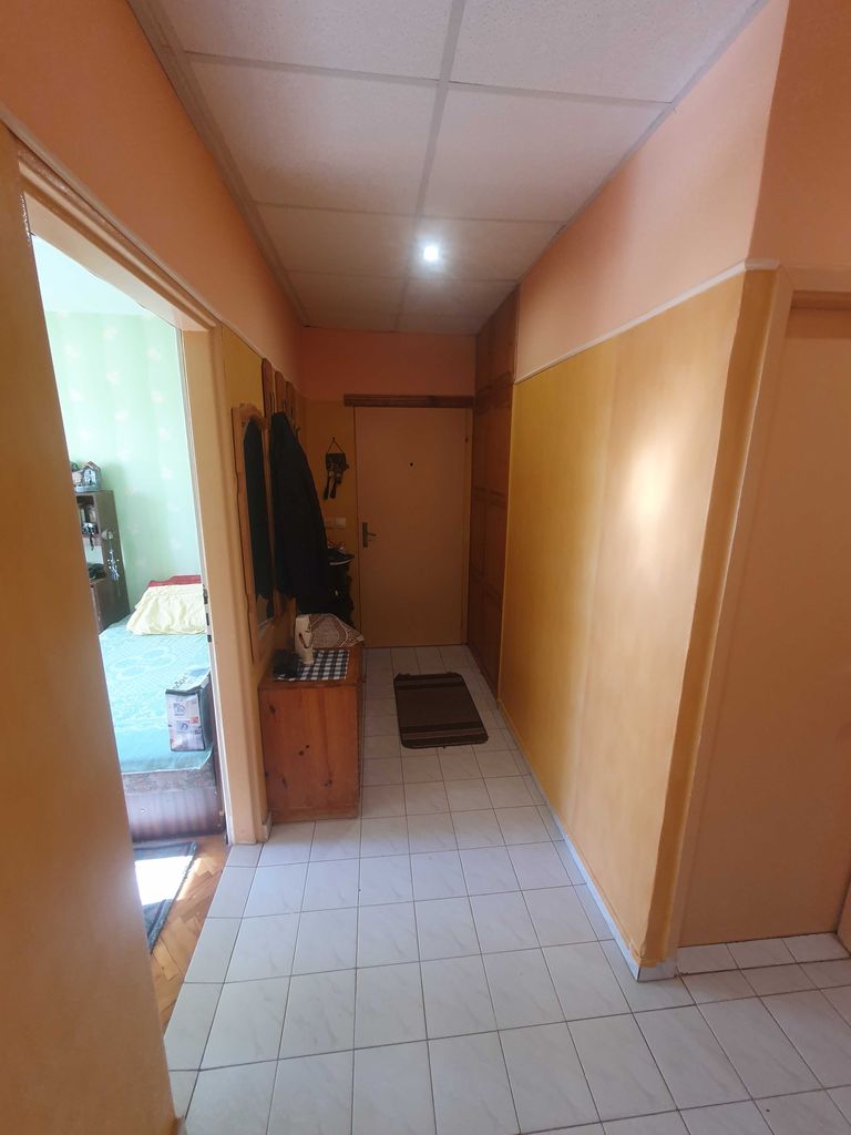 Продава се Тристаен апартамент в Горна Оряховица - 80 кв.м за 670 €/кв.м - Снимка #11