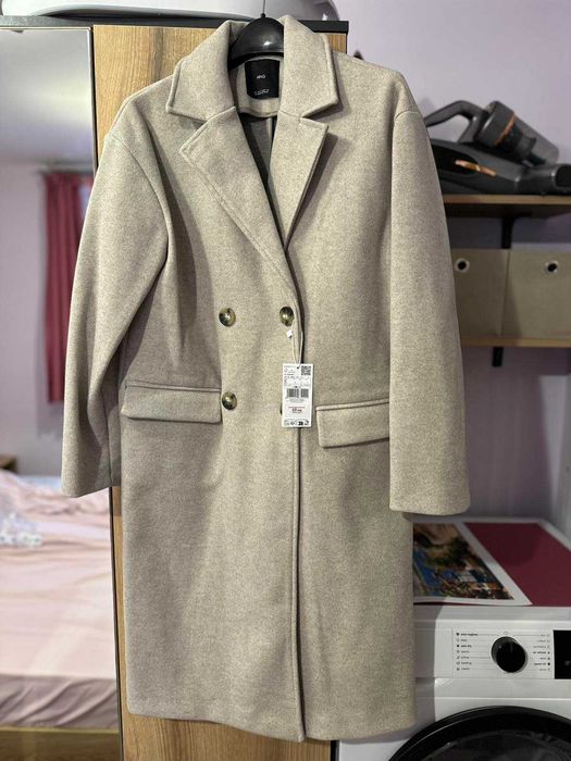 Палто с двуредно закопчаване - НОВО