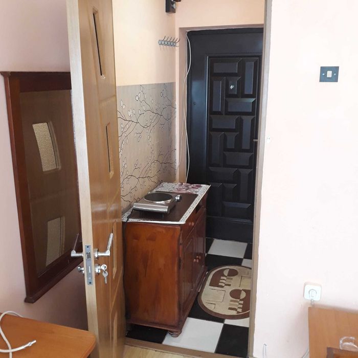 Închiriez garsonieră confort 3 in Micro 14/Bz