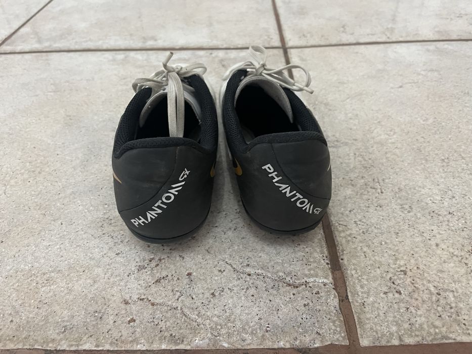 Ghete de fotbal Nike