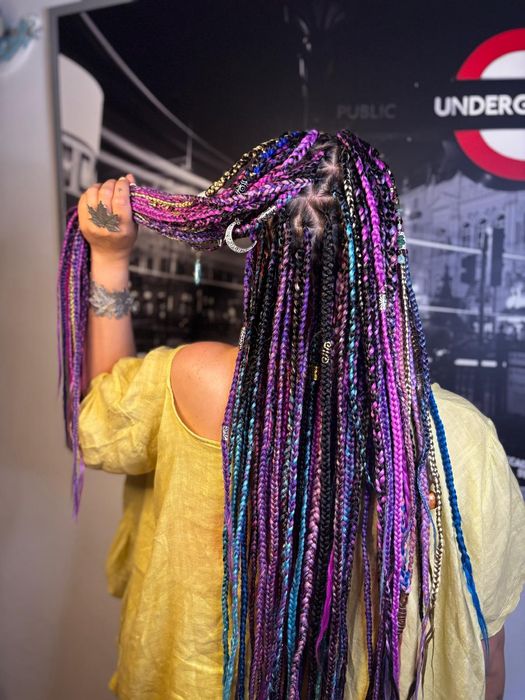 Codițe afro și spicuri