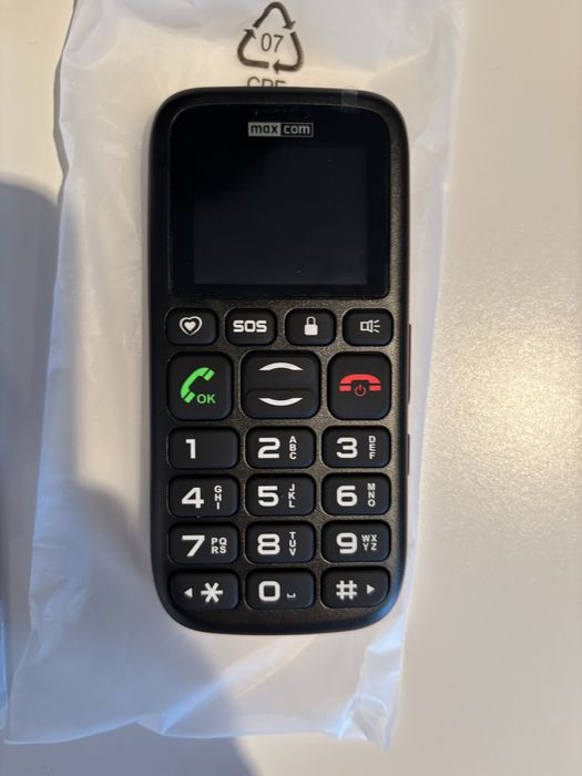 telefon cu butoane maxcom