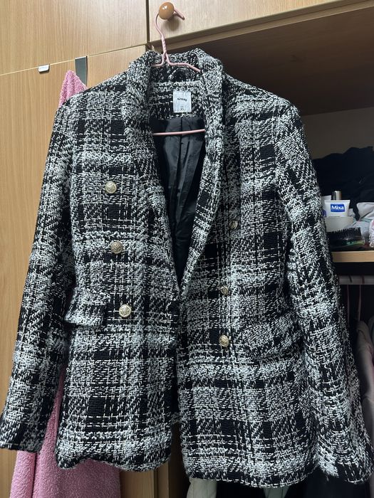 Дамско стилно сако