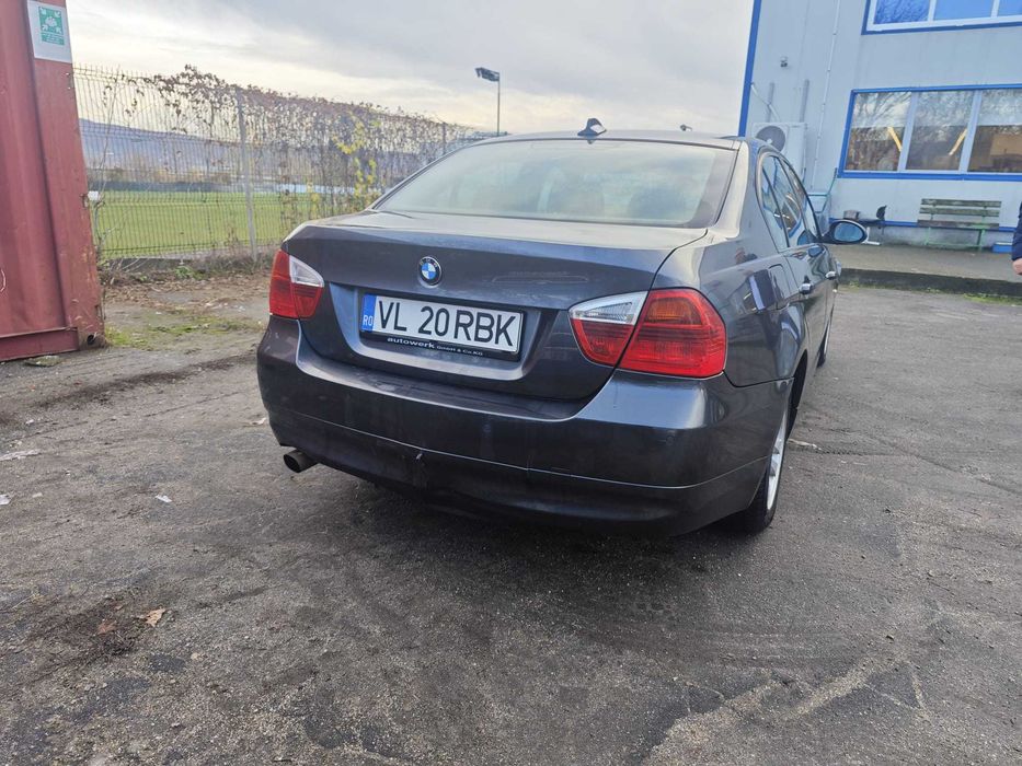 BMW - E90 - 318i  full