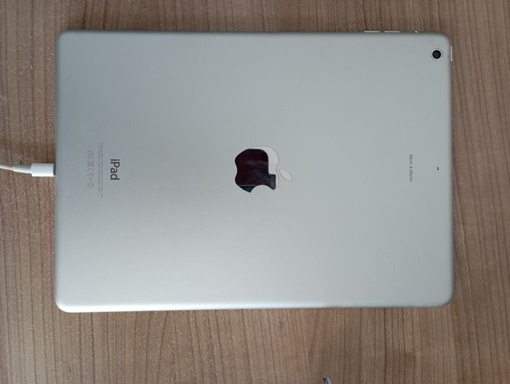 Таблет Ipad A1474