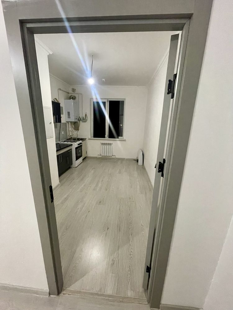 Sergeli Yangi darxon 1 xonali dom sotiladi