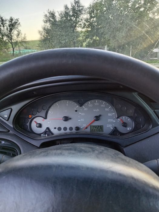 Ford focus 2003 1.4 benzina