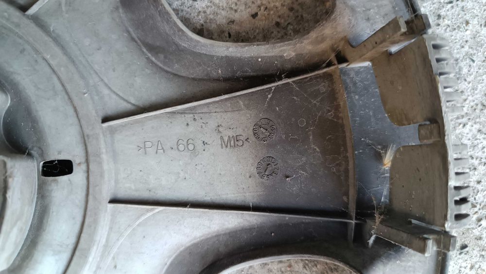 Оригинални тас за Рено Renault 14" цола Skoda ' WV шкода фолксваген