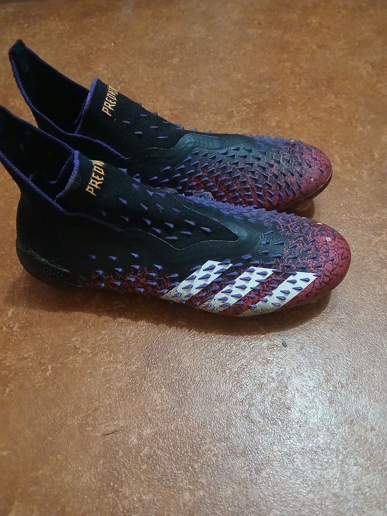 Adidas Predator Freak +TF (оригинал)