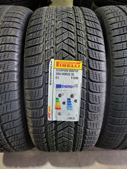 325/35/22//285/40/22 Pirelli