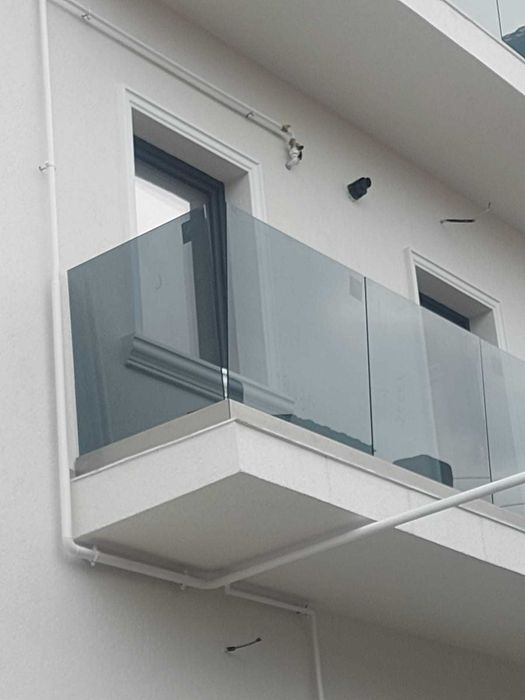 Balustrada de sticla