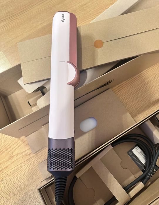 Dyson HS06 Ceramic Airstrait Straightener - Преса за коса