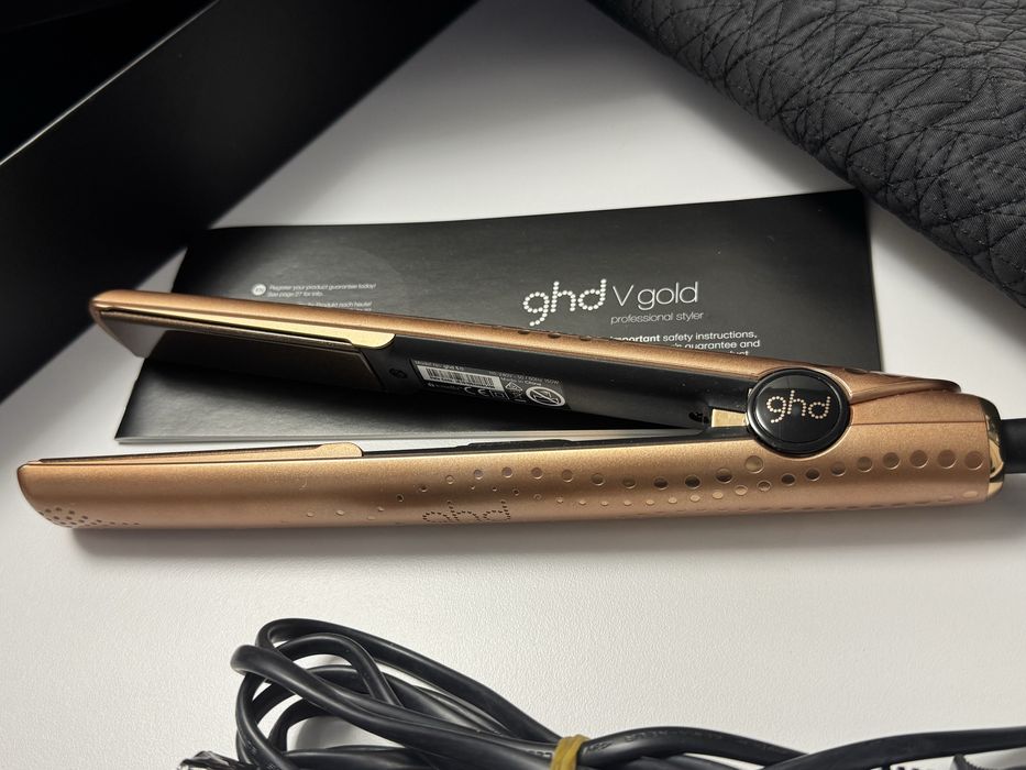 Vand placa indreptat parul profesionala GHD V Gold