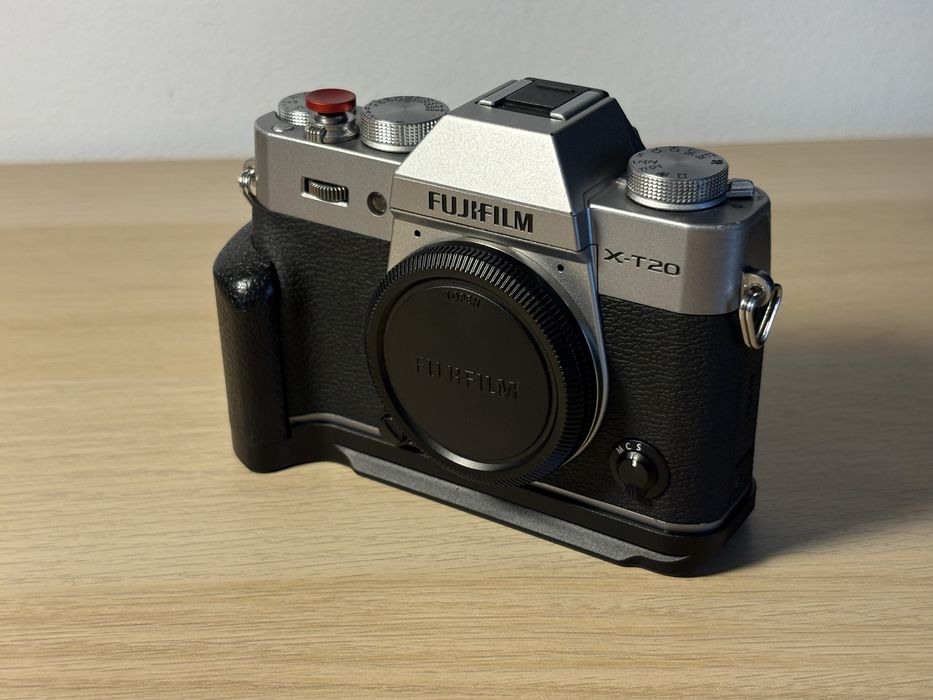 Kit Fujifilm X-T20+Fujifilm 18-55mm+accesorii
