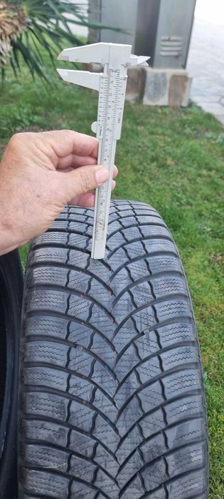 Зимни гуми Bridgestone