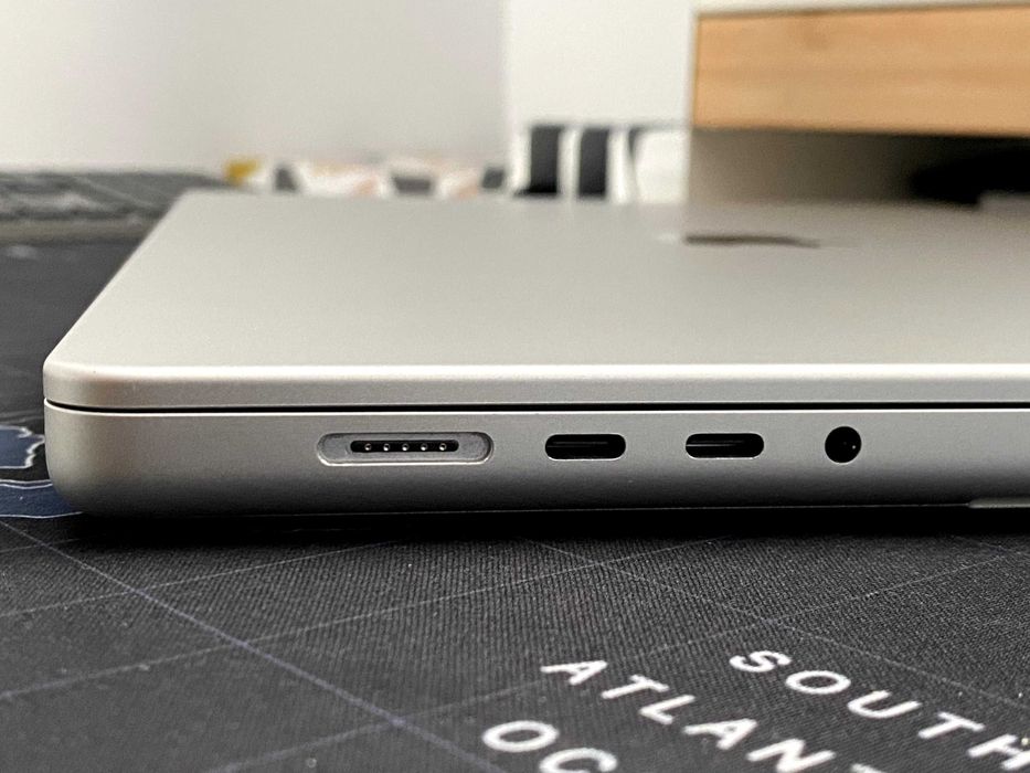 MacBook Pro 16 M1 Pro 2021 16GB 1TB Baterie 100%