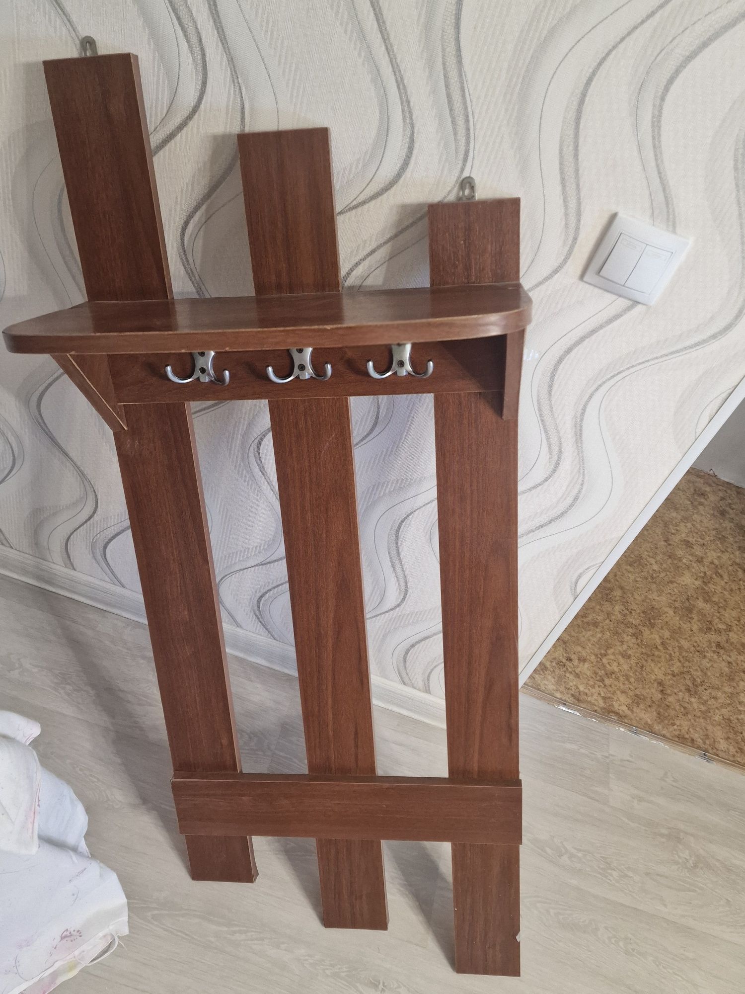 Продам прихожую Кіреберіс сатылады