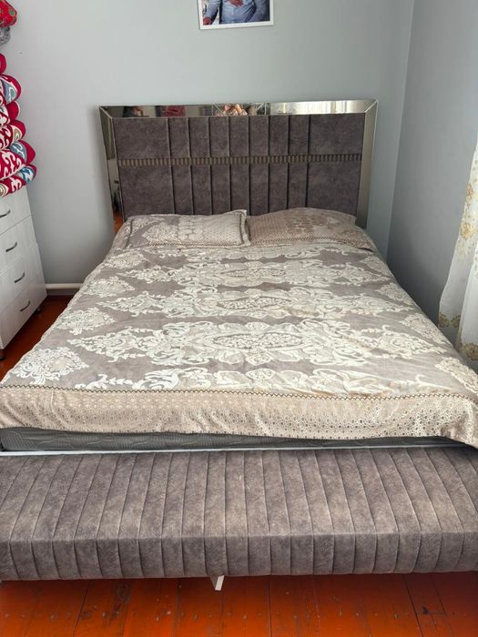Кровать дву спалка в отличном состояние