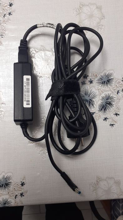 Incarcator laptop HP original mufă albastră cu pin central 19.5V 2.31A