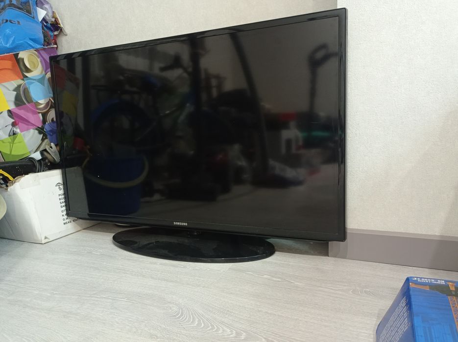 Телевизор 43 диагональ в отличном состоянии