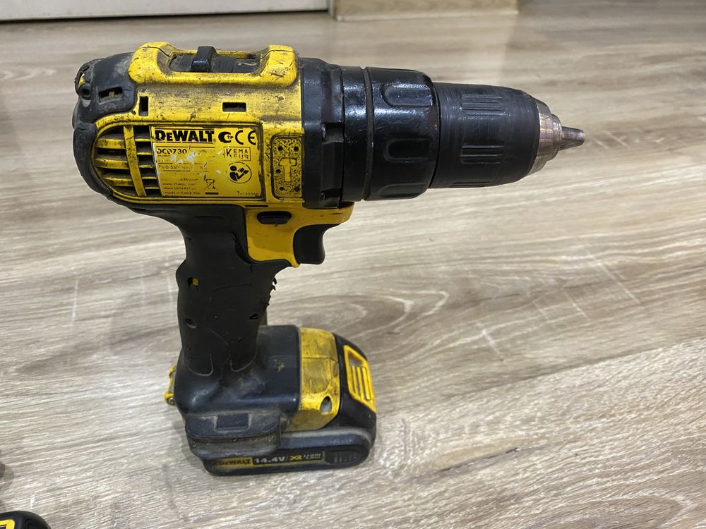 * DeWalt ударный шуруповерт оригинал (требуется мелкий ремонт)