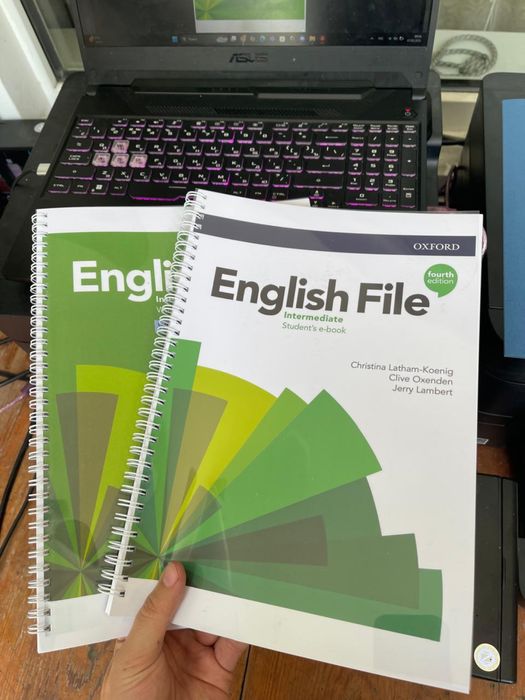 English File 4, English File 3