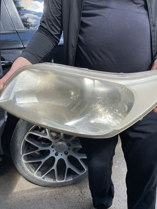 Продам фары Chevrolet Aveo t250 б/у за две штуки 20000