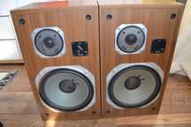 Тонколони Yamaha NS-645