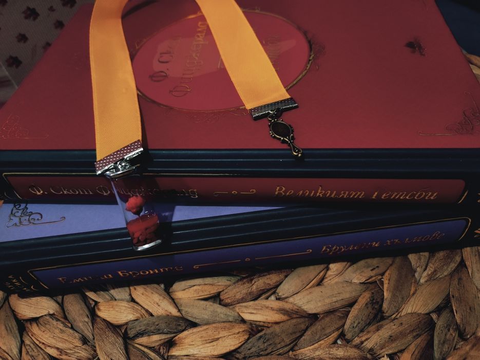 Книгоразделител панделка