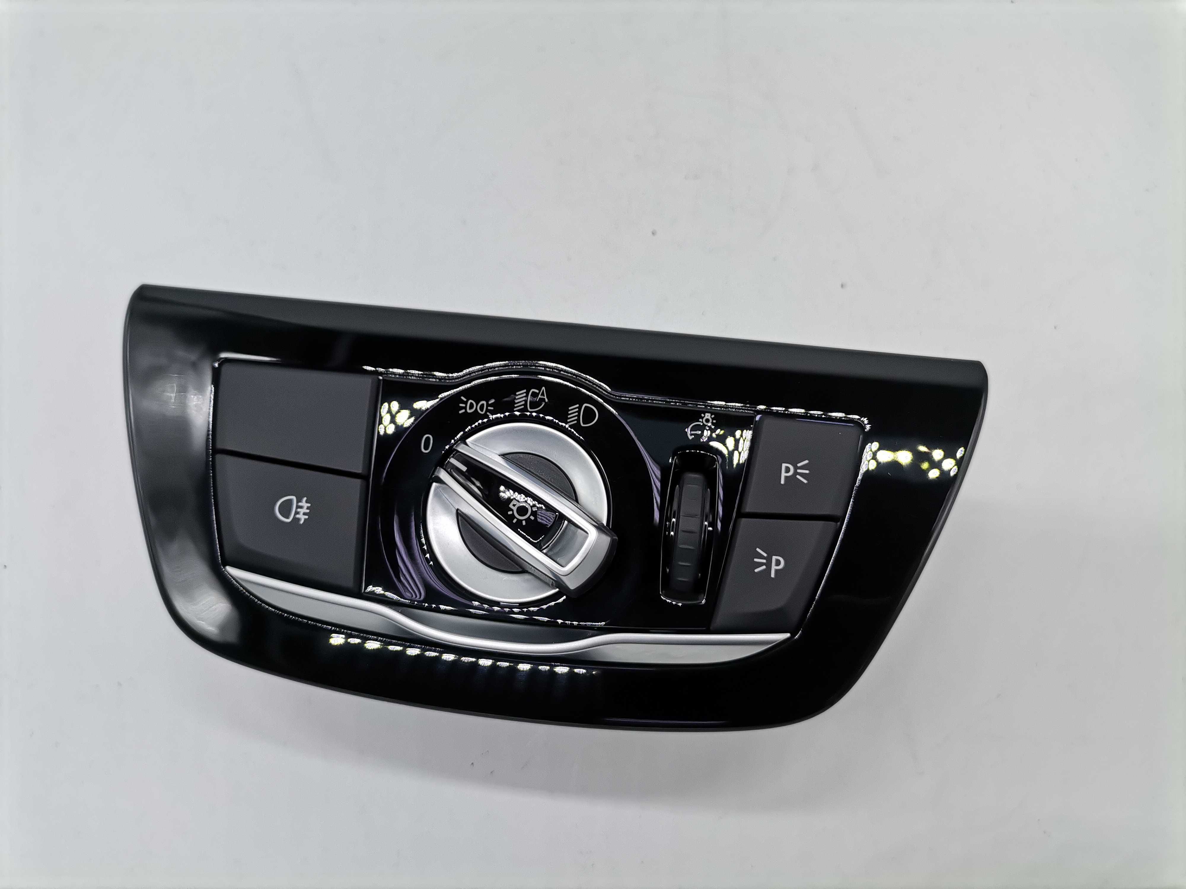 9472969 Нов Контролен Панел Светлини BMW 5 G30 G31 G32