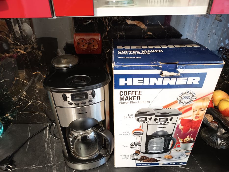 Aparat cafea Heinner cu râșniță